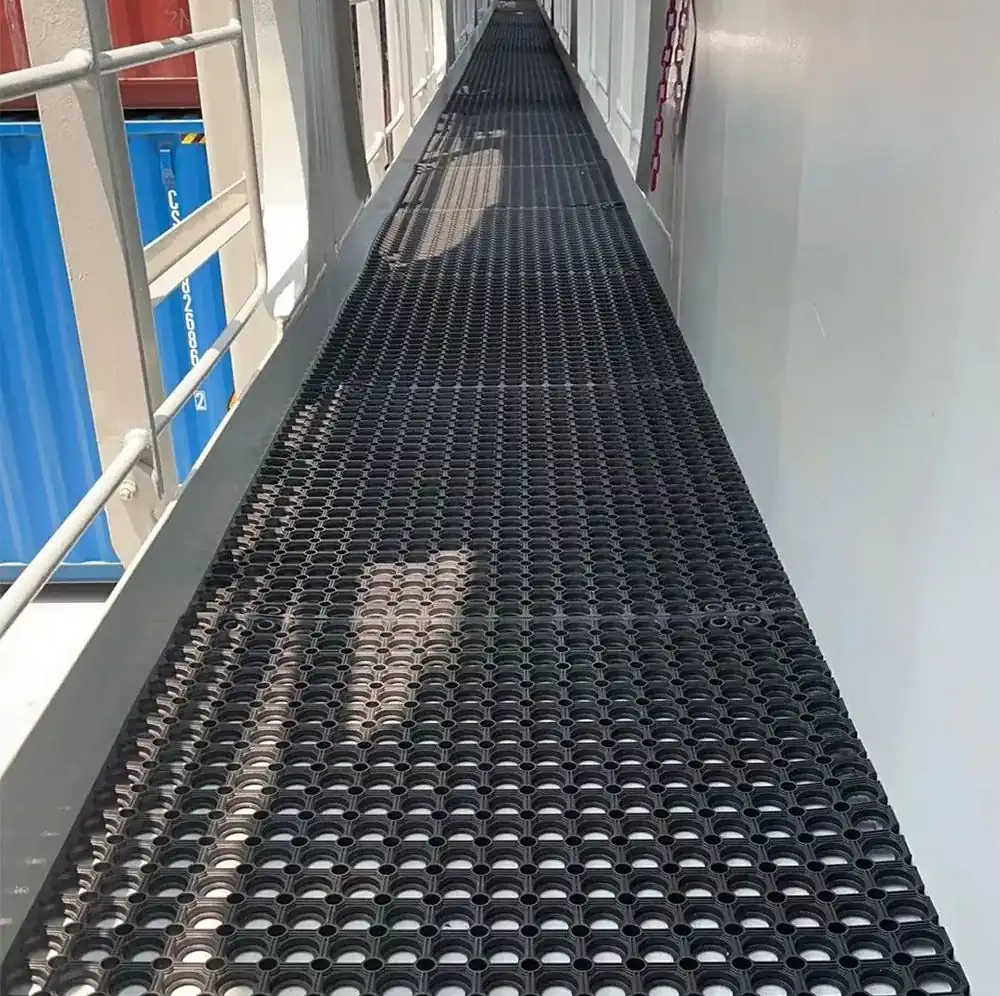 Hollow Mats 7 Rubber Hollow Mats
