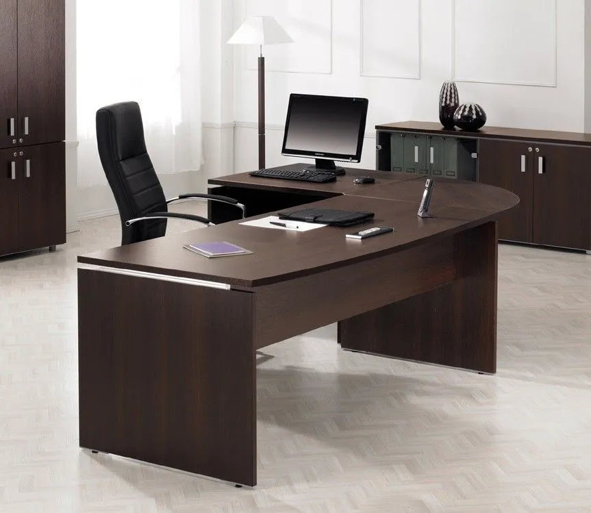 best-solid-wooden-office-desk-design-in-dubai