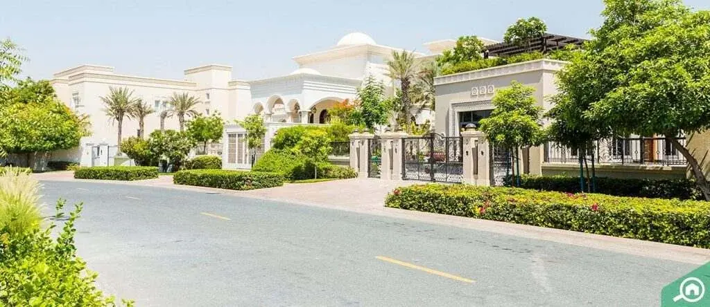 Office Carpentery 42 Emirates-Living